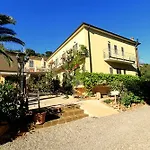 Wanda 2* Porto Azzurro